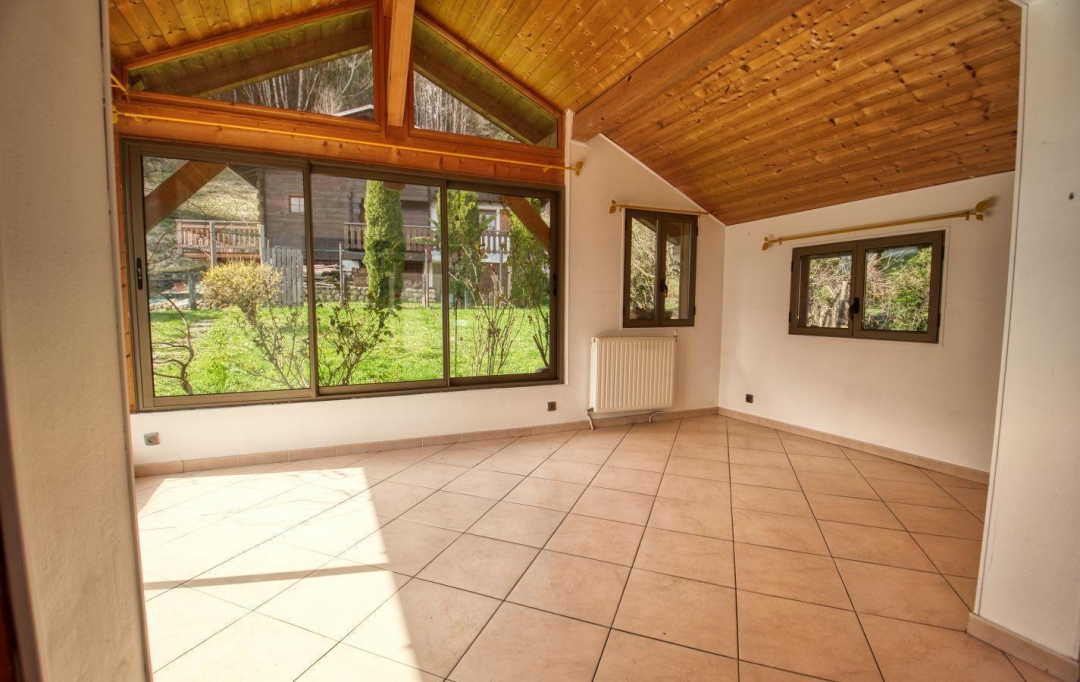 ALP'AGENCE : Maison / Villa | LA RIVIERE-ENVERSE (74440) | 188 m2 | 570 000 € 
